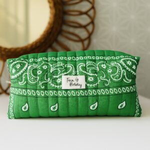 Bandana’s  : Kit à coudre trousse de toilette matelassée Bandana – vert prairie