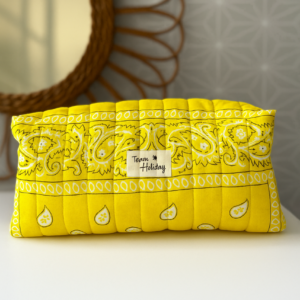 Bandana’s  : Kit à coudre trousse de toilette matelassée Bandana – jaune
