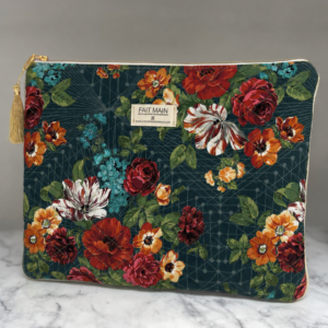 L’élégante : kit à coudre grande pochette matelassée – coloris bleu