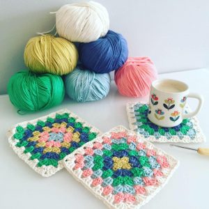 Cours de crochet adultes –  Samedi 25/06 – 15h : Crochet débutant ou perfectionnement – grannys square ou amigurumi