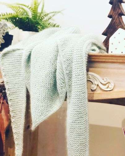 Accessoires Katia de tricot, crochet et couture 🎄 Idées cadeaux pour Noël  2023 - Katia Blog Fils et Tissus