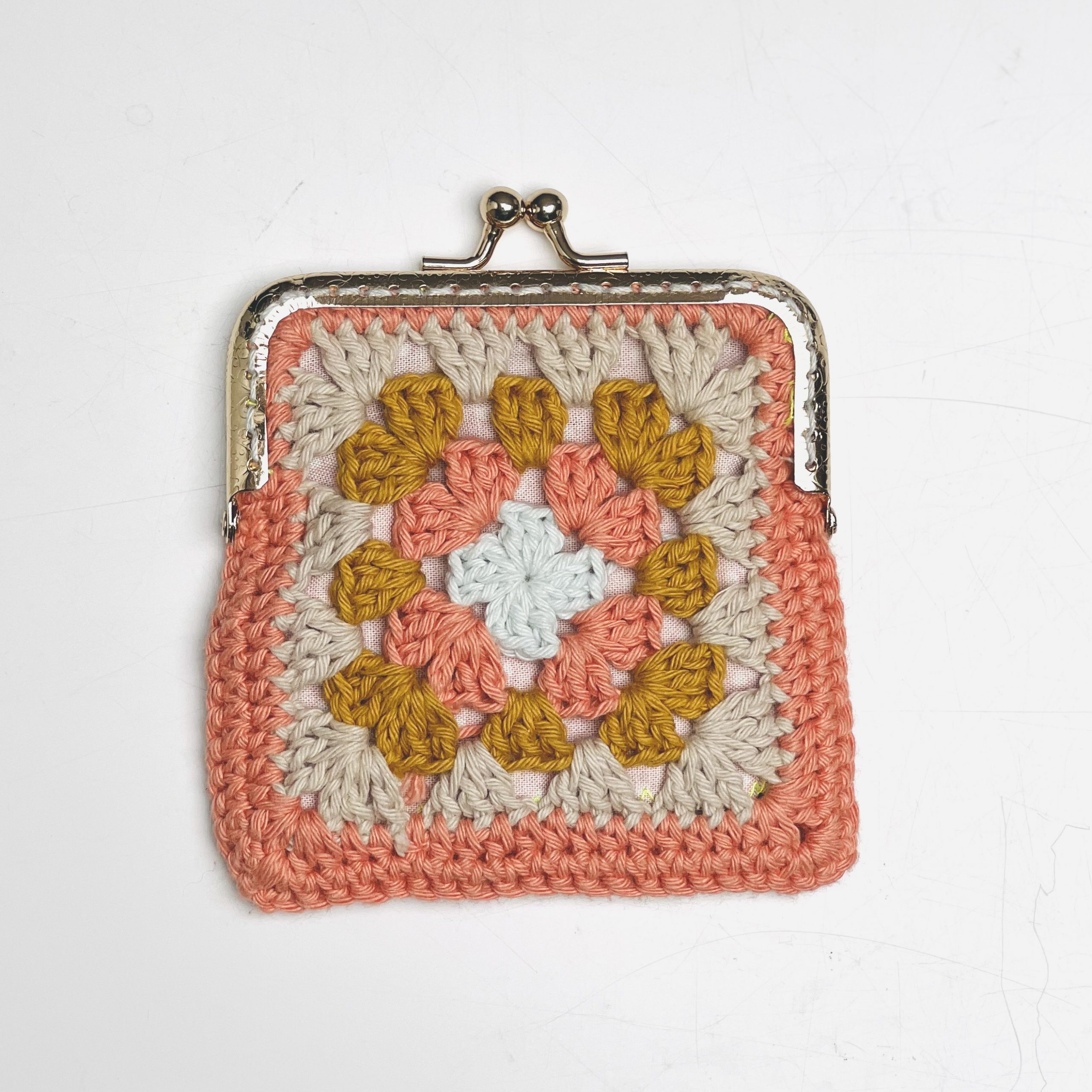 Tuto crochet : mon cabas en granny squares – L'Atelier d'Archibald