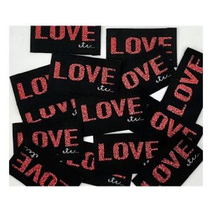 Étiquette tissée : Love love love – blanc rouge – vendue à l’unité